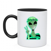Чашка с добрым пришельцем