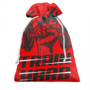 Подарочный мешочек Train Hard Red
