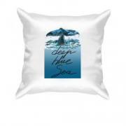 Подушка с китом "deep blue sea"