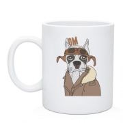 Чашка з собакою в кітелі і окулярах