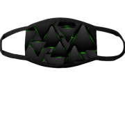 Многоразовая маска для лица с черными треугольниками и зеленой п
