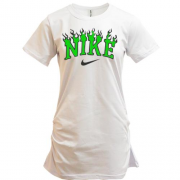 Подовжена футболка з лого Nike в полум'ї