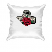 Подушка c долларами и розой