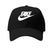 Кепка з надписью "Fake" в стилі Nike