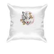 Подушка с белым тигром в цветах (Вышивка)